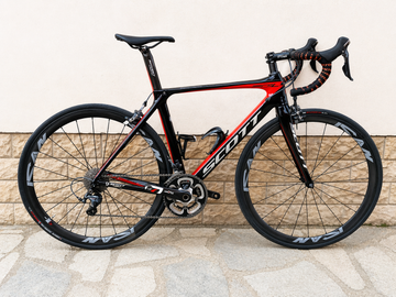 Used Scott Foil 20 2017 2017 Road & Gravel, Red — image 4 of 4