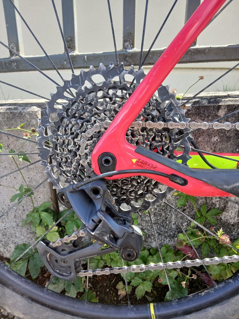 ROCKRIDER Fahrrad Mountainbike Hardtail XC Carbonrahmen Race 900 NX weiß 2025 2025 Mountainbike d'occasion — image 5 sur 13