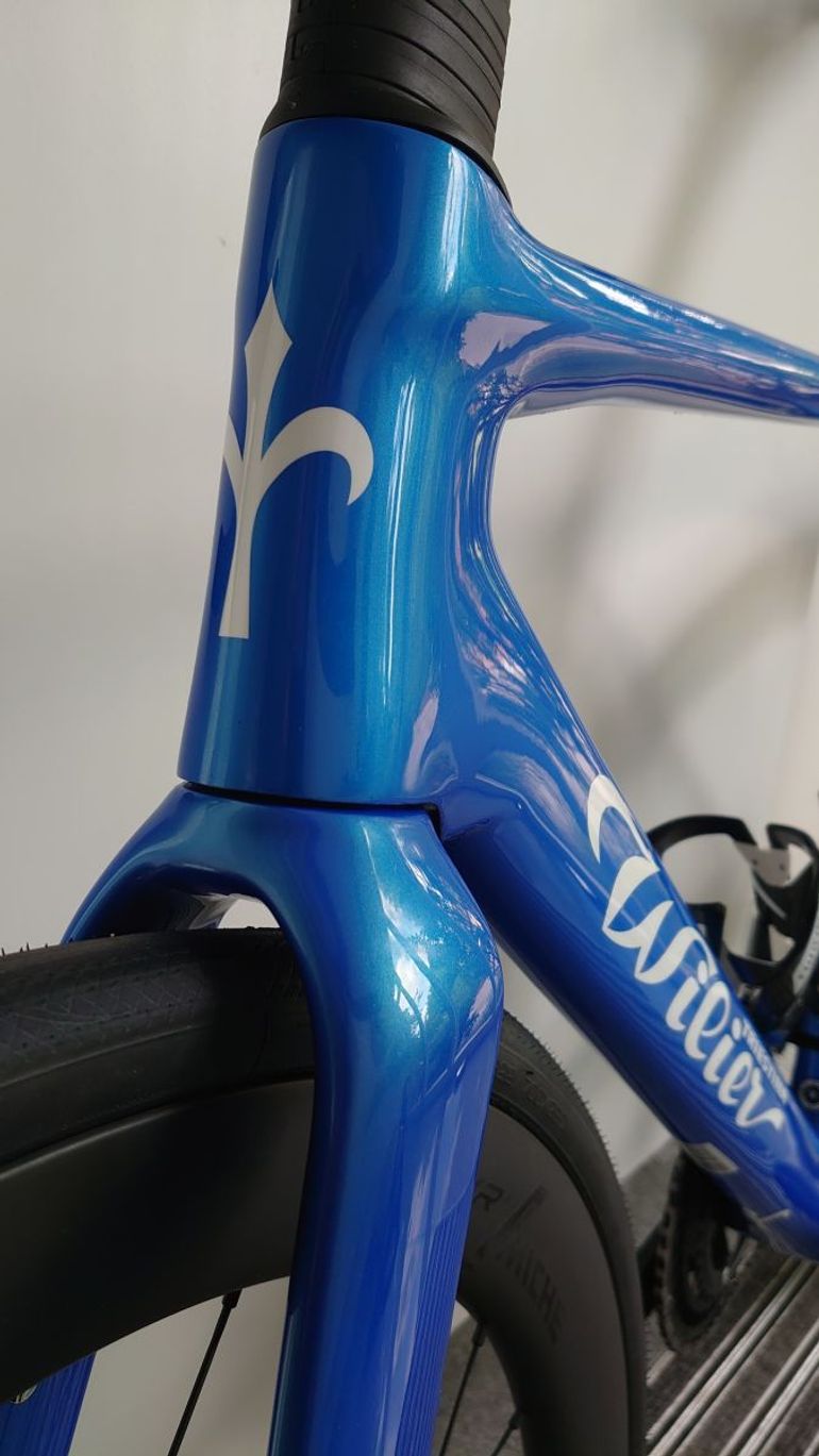 Used Wilier Filante SL SHIMANO 105 Di2 R7170 2X12S 2025 2025 Road & Gravel, Azul — image 4 of 11
