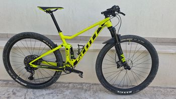 Used Scott Spark RC 900 Comp 2019 Mountainbike, Green — image 2 of 5