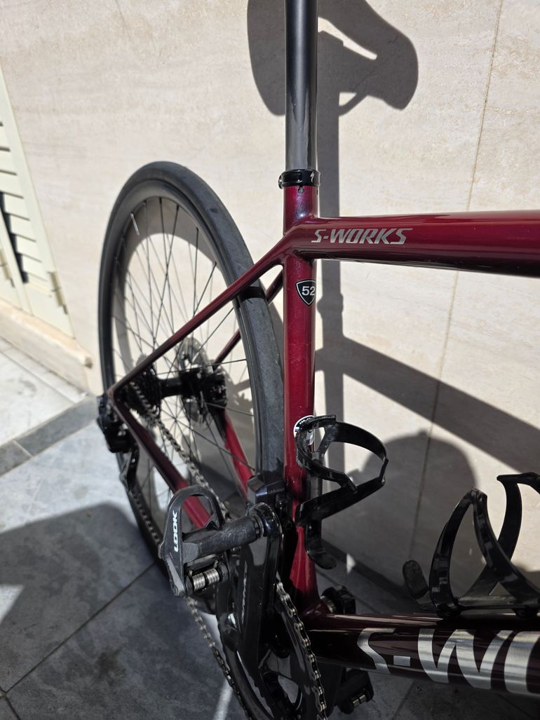 Used Specialiced Aethos 2024 Road & Gravel, Red — image 4 of 5