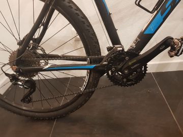 Used Sensa Livigno Shimano Deore XT 2017 Mountainbike, Black, 27.5 (650B) — image 5 of 10