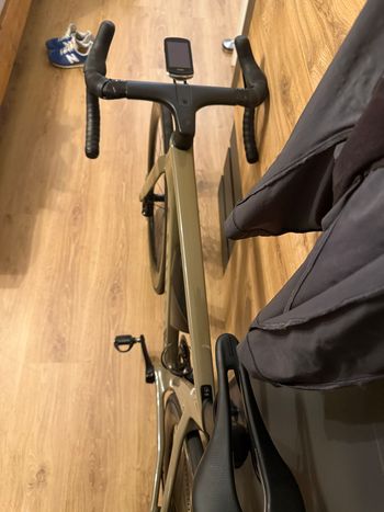 Used Canyon Aeroad CF SLX 7 Di2 2026 2026 Road & Gravel, Black — image 2 of 9