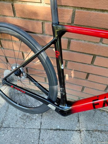 Used Factor O2 2022 Frameset 2022 Road & Gravel, Rojo — image 2 of 12