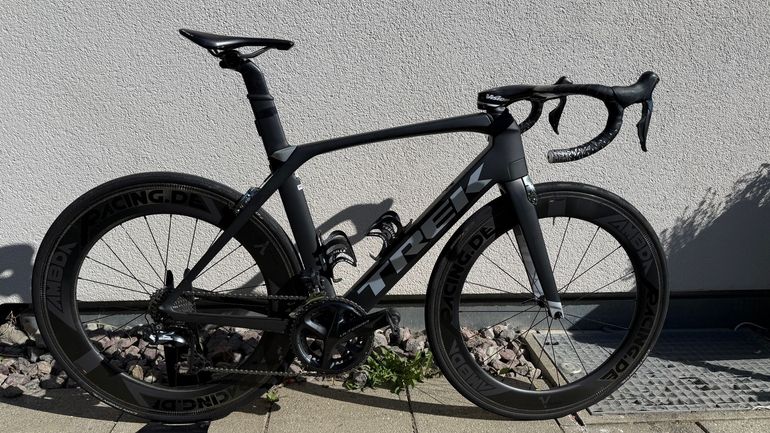 Used Trek Madone Shimano Ultegra Di2 2019 Road & Gravel, Black — image 1 of 7