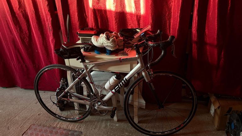 Used BMC Streetracer Shimano 105 2012 Road & Gravel, Light Gray — image 5 of 5
