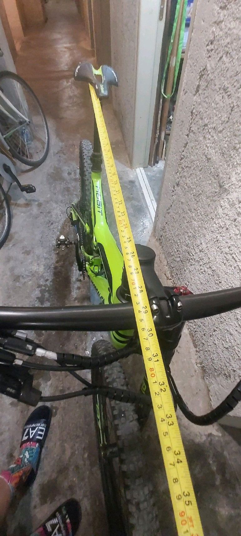 Used Cannondale Bad Habit Carbon 1 2017 2017 Mountainbike, Green, 27.5 — image 11 of 16