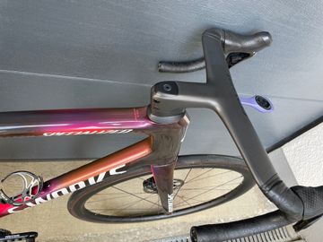 Used Specialized Tarmac Shimano Dura Ace Di2 2024 Road & Gravel, Purple — image 2 of 5