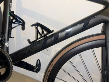 Scott Addict RC 20 2024 Road & Gravel usato, Nero — immagine 3 di 3