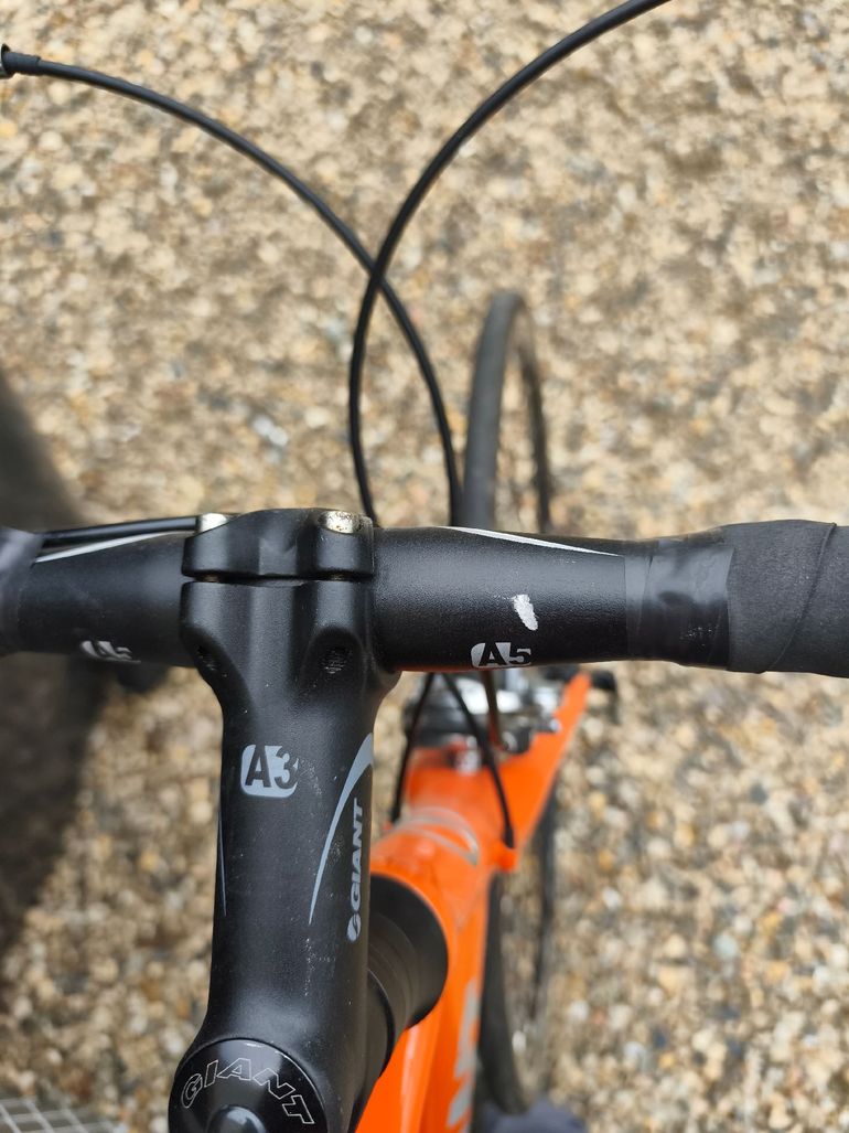 Used Giant Tcr Shimano 105 2011 Road & Gravel, Orange — image 4 of 5