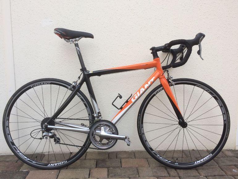 Used Giant Tcr Shimano 105 2011 Road & Gravel, Orange — image 2 of 5