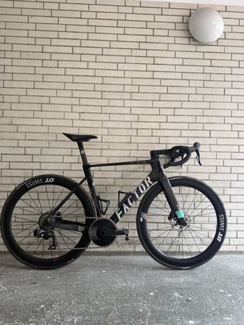 Used Factor OSTRO VAM - Frameset Premium 2024 Frameset 2024 Road & Gravel, Black — image 1 of 6