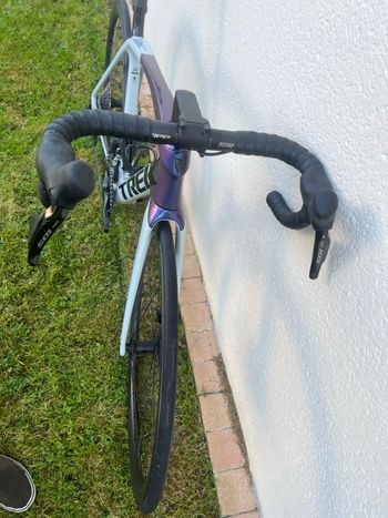 Used Trek Émonda SL 6 2024 2024 Road & Gravel, Light Gray — image 6 of 9