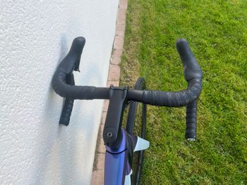 Used Trek Émonda SL 6 2024 2024 Road & Gravel, Light Gray — image 4 of 9