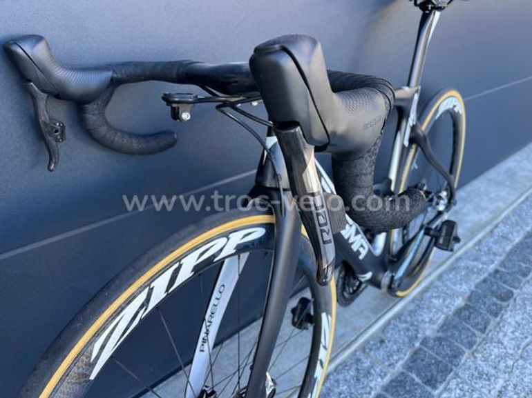 Used Pinarello Pinarello Dogma F10 Disque SRAM Red ETap 12v 2018 Road & Gravel, Schwarz — image 2 of 10