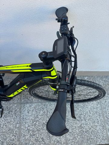 Gebrauchtes Giant Custom Urban, Schwarz — Bild 2 von 25