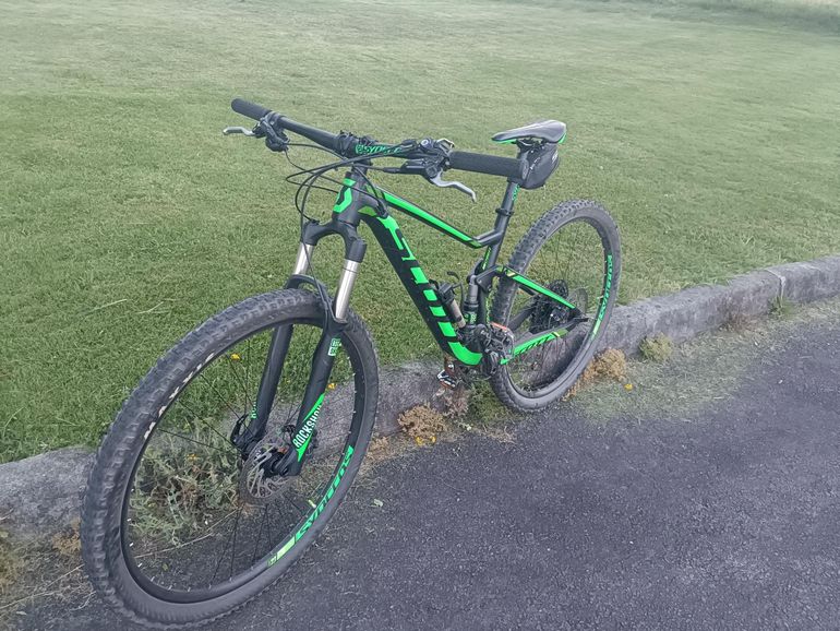 Used Scott Spark 960 2017 2017 Mountainbike, Verde — image 3 of 3