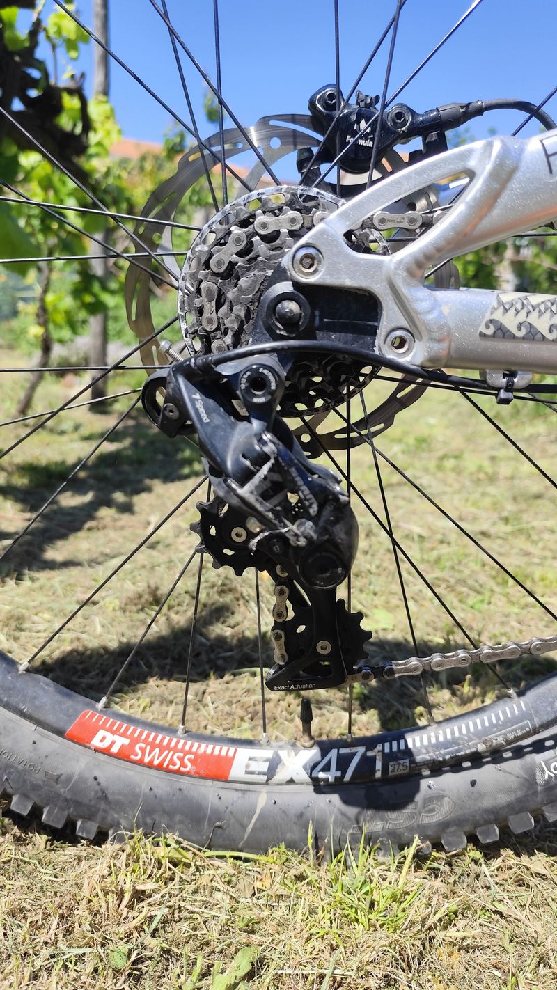 Used Propain Rage SRAM GX 2019 Mountainbike, Light Gray — image 7 of 7