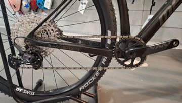Used Megamo Factory Shimano Deore 2022 Mountainbike, Black — image 3 of 5