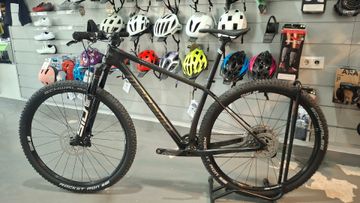 Used Megamo Factory Shimano Deore 2022 Mountainbike, Black — image 2 of 5
