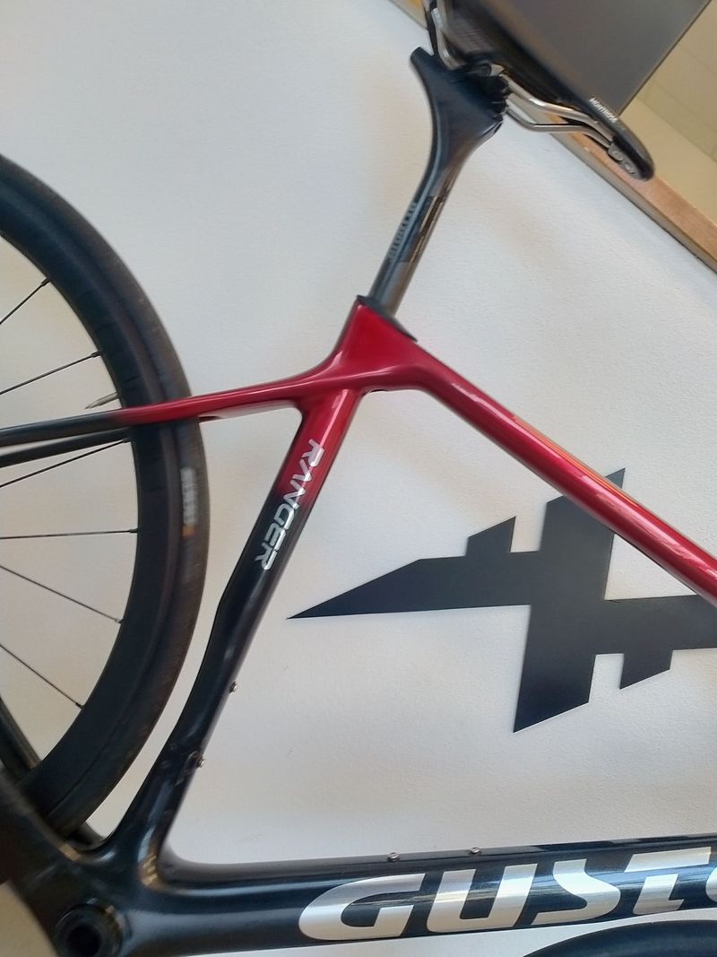 Used Gusto Renger Evo Frameset 2024 Road & Gravel, Red — image 6 of 10