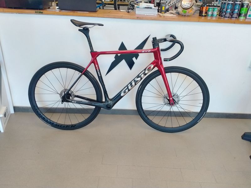 Used Gusto Renger Evo Frameset 2024 Road & Gravel, Red — image 2 of 10