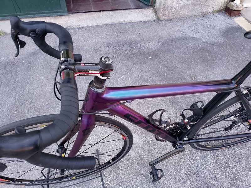 Scott Addict R1 2010 2010 Road & Gravel usato, Viola — immagine 5 di 13