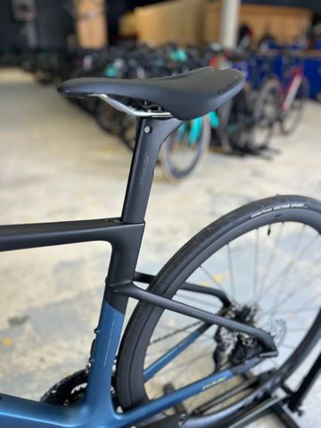 Brugt Isaac Boson Di2 Carbon 2024 Road & Gravel — billede 21 af 24