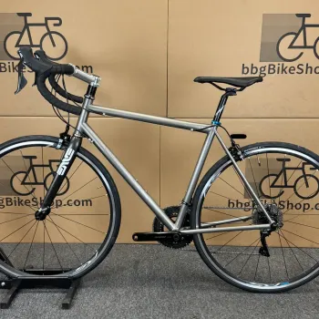 Used Dean Dean El Diente Superlite Ti, Titanium Road Bike - 11-speed Shimano 105 (56cm) 2012 Road & Gravel, Light Gray — image 2 of 9
