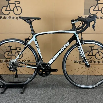 Used Bianchi Infinito Carbon Fiber Road Bike - 11-speed Shimano 105 (55cm) 2014 Road & Gravel