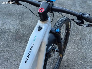 Used Focus THRON² 6.7 2022 Mountainbike, Light Gray — image 17 of 18