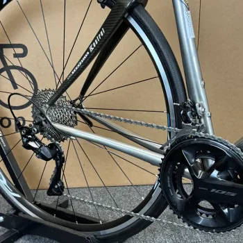 Used Airborne Airborne Titanium Road Bike - 11-speed Shimano 105 (52cm) 2003 Road & Gravel, Light Gray — image 6 of 8
