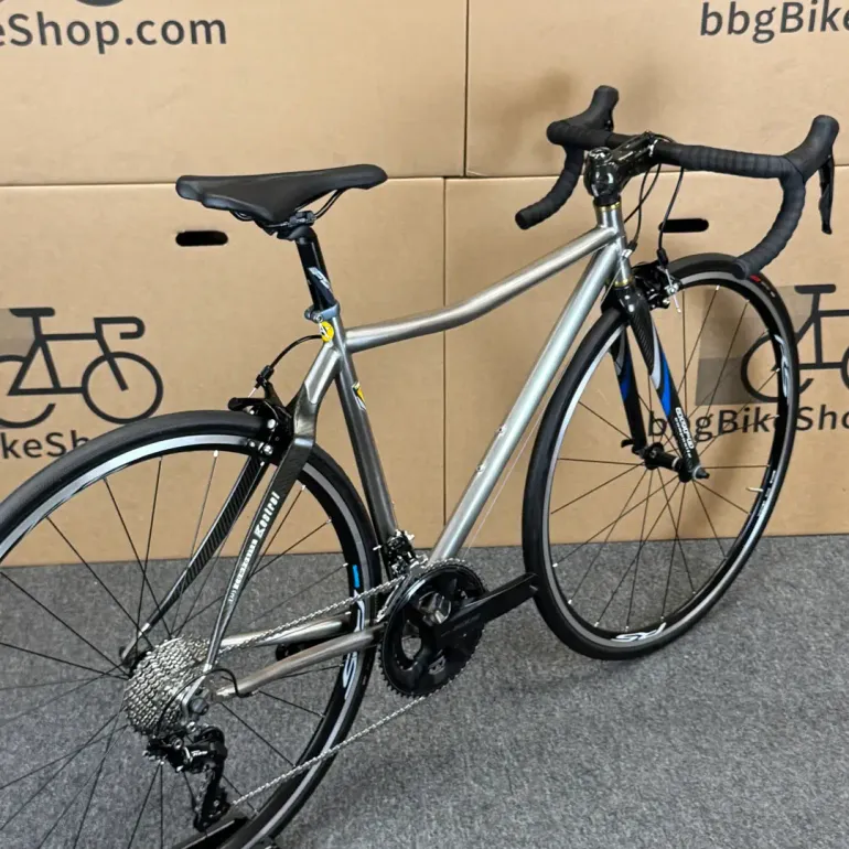 Used Airborne Airborne Titanium Road Bike - 11-speed Shimano 105 (52cm) 2003 Road & Gravel, Light Gray — image 7 of 8