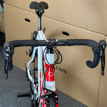 Used Orbea Orbea Orca Carbon Fiber Road Bike - 11-speed Shimano 105 2012 (57cm) 2012 Road & Gravel, White — image 4 of 9