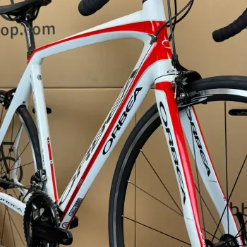 Used Orbea Orbea Orca Carbon Fiber Road Bike - 11-speed Shimano 105 2012 (57cm) 2012 Road & Gravel, White — image 7 of 9