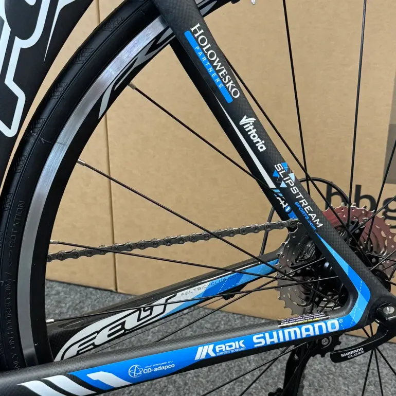 Used Felt Felt AR1 Team Issue - 11-speed Shimano 105, Carbon Road Bike-2010 (61cm) 2010 Road & Gravel, Black — image 6 of 9