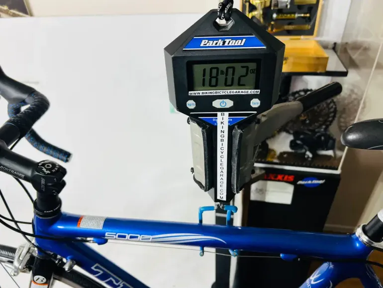 Used Trek Trek 5000 WSD - Full Sram Rival Carbon Road Bike Women’s (54cm) 2010 Road & Gravel, Blue — image 7 of 7