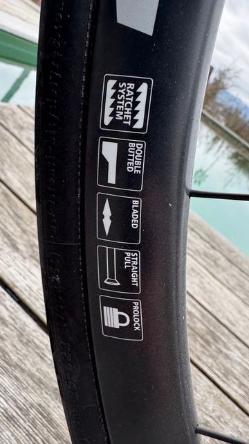 Used Rotwild R.s2 2016 Road & Gravel, Black — image 9 of 13