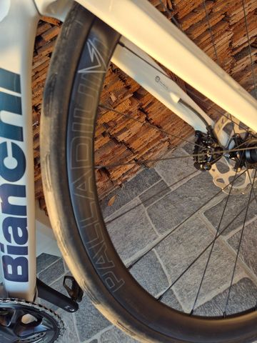 Tweedehands Bianchi Sprint 105 2025 2025 Road & Gravel — afbeelding 5 van 10