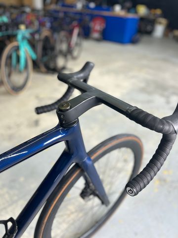 Brugt Isaac Boson Di2 Carbon 2023 Road & Gravel — billede 6 af 24