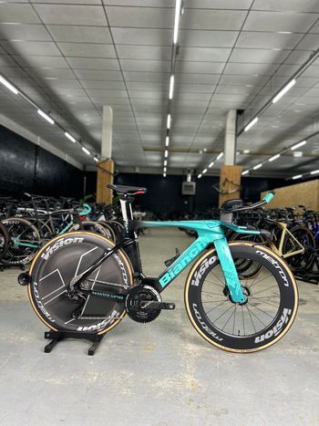 Bianchi, Aquila RC Disc Di2 Carbon TT