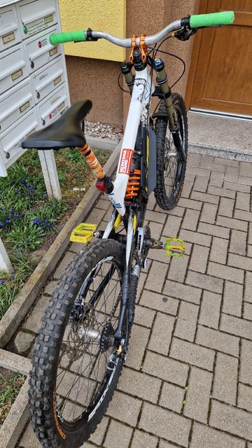 Used Yt tues Custom Shimano Saint 2014 Mountainbike, White — image 4 of 13