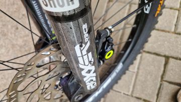 Used Yt tues Custom Shimano Saint 2014 Mountainbike, White — image 11 of 13