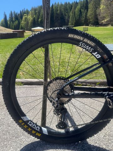 Použité ARC 8 Custom Shimano XTR 2025 Mountainbike — obrázek 3 z 7