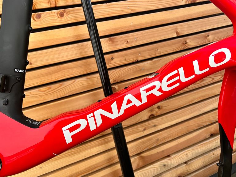 Used Pinarello DOGMA F RED ETAP AXS Disc 2024 Frameset 2024 Road & Gravel, Red — image 8 of 8