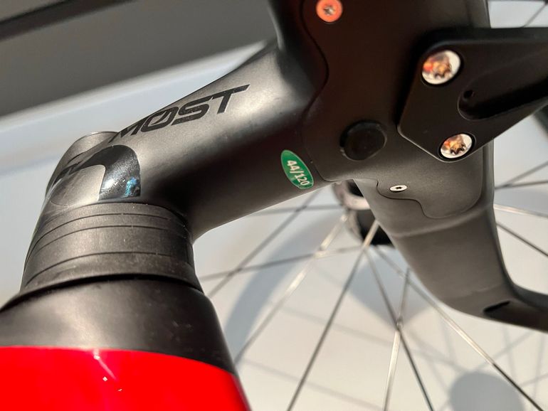 Brugt Pinarello DOGMA F RED ETAP AXS Disc 2024 Frameset 2024 Road & Gravel — billede 6 af 6