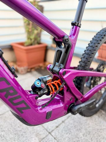 Käytetty Santa Cruz Heckler SRAM X0 Eagle AXS (T-Type) 2023 Mountainbike — kuva 3 / 8