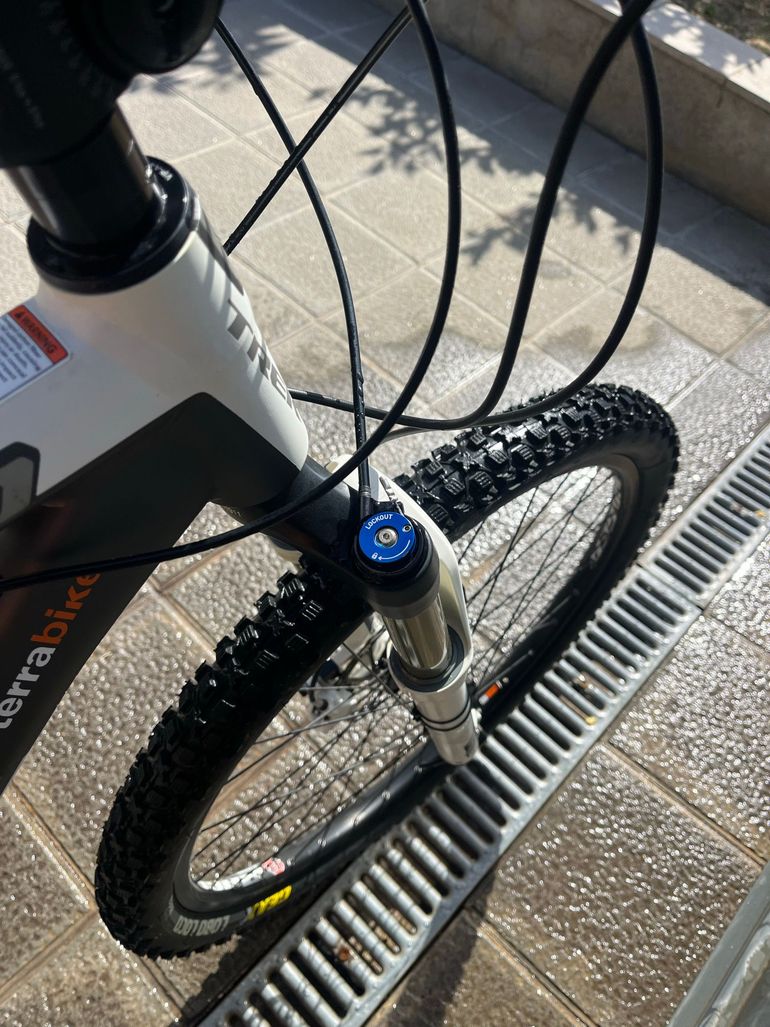 Used Trek 6700 2011 2011 Mountainbike, White, 26 — image 11 of 18
