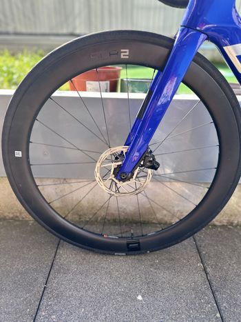 Used Giant Propel Advanced 1 2024 2024 Road & Gravel, Blue — image 4 of 11