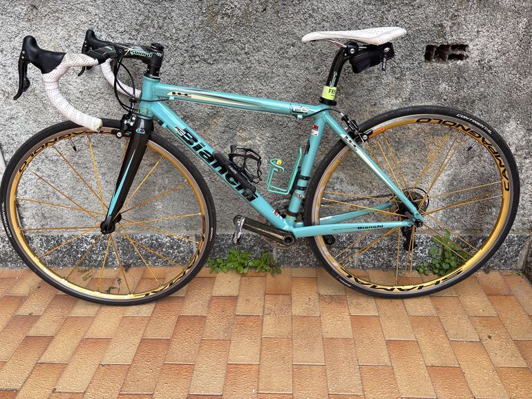 Used Bianchi Bianchi Custom Campagnolo Record 2006 Road & Gravel — image 2 of 6